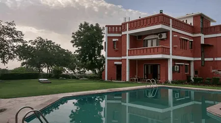 farm house